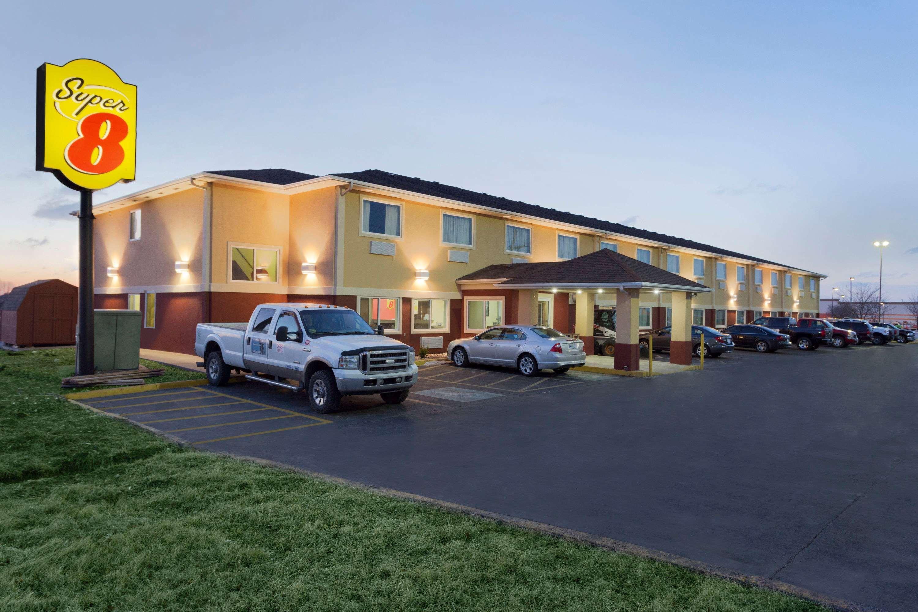 Super 8 By Wyndham Lees Summit Motel Lee's Summit Luaran gambar